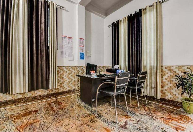 Oyo Flagship Hotel Capital Hill