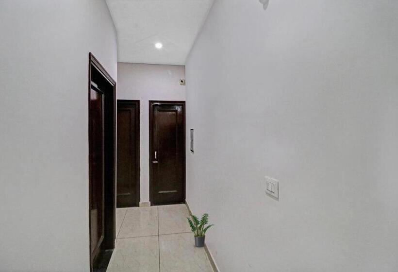 Oyo Flagship Hotel Royal Inn