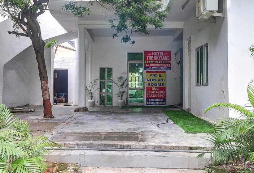 Oyo Flagship Hotel The Skyland