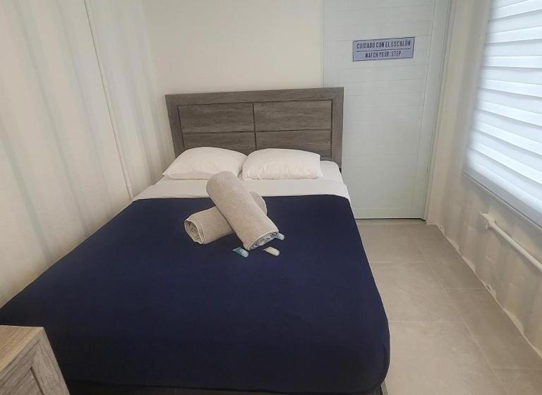 Pensió Always Summer Inn Bay Front