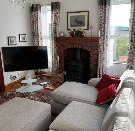 ペンション Brackfield House