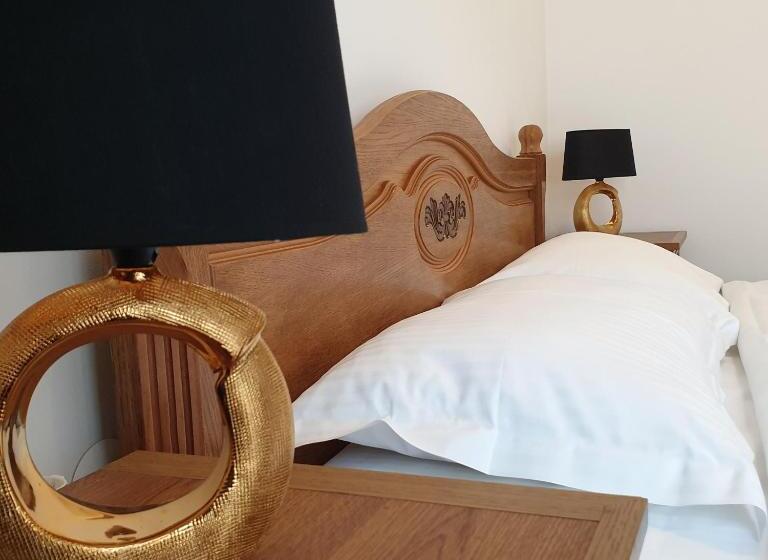 פנסיון Casa Poenaru