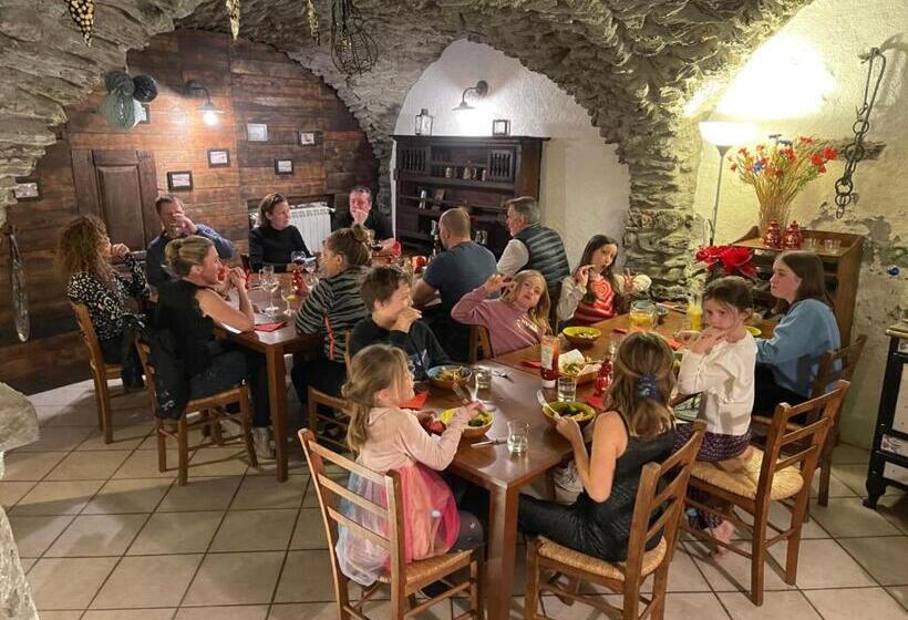 ペンション Chalet La Petitta