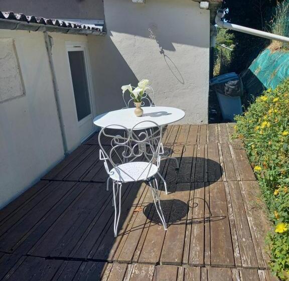 بنسيون Chambre A La Campagne