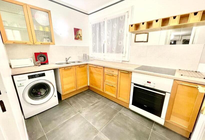 膳宿费 Chambre Privée en Colocation Dans Un Appartement Au Centre De Rillieux La Pape