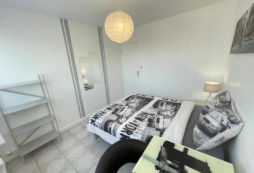 膳宿费 Chambre Privée en Colocation Dans Un Appartement Au Centre De Rillieux La Pape