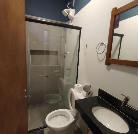 膳宿费 Cinza Outono Suítes