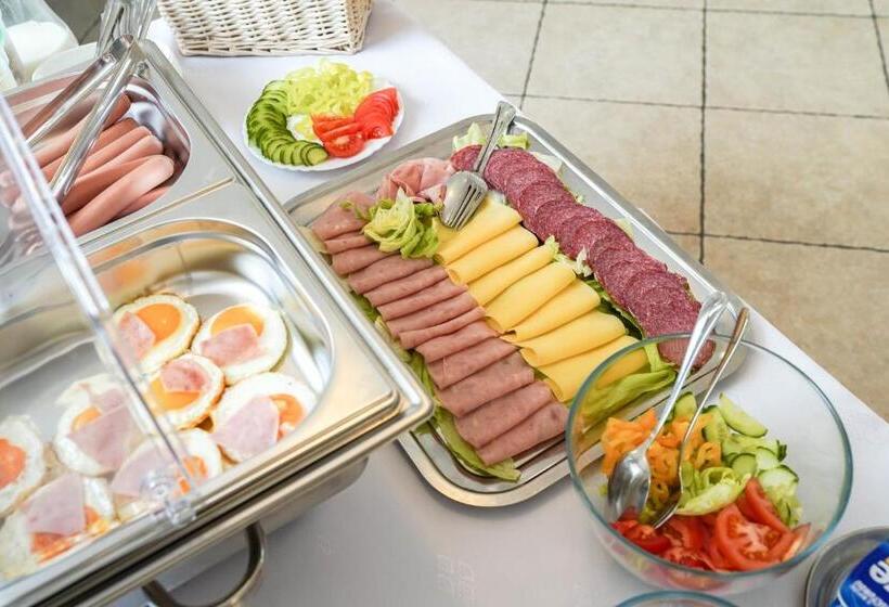 פנסיון Dom Pútnika Cbm