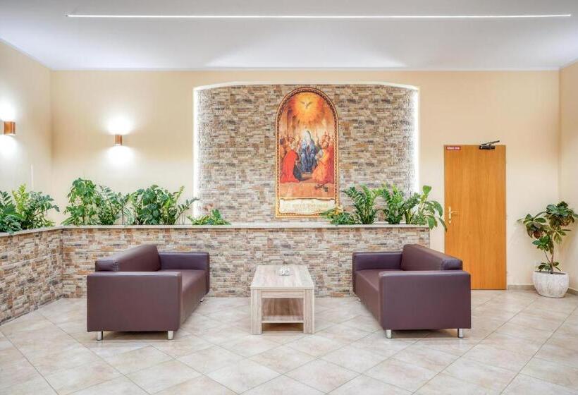 פנסיון Dom Pútnika Cbm