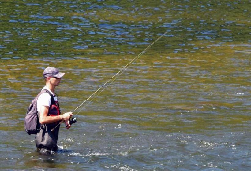 פנסיון Domaine La Granja