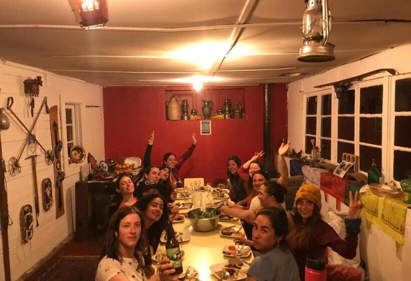 Pension Hostal Piolet En Baños Morales