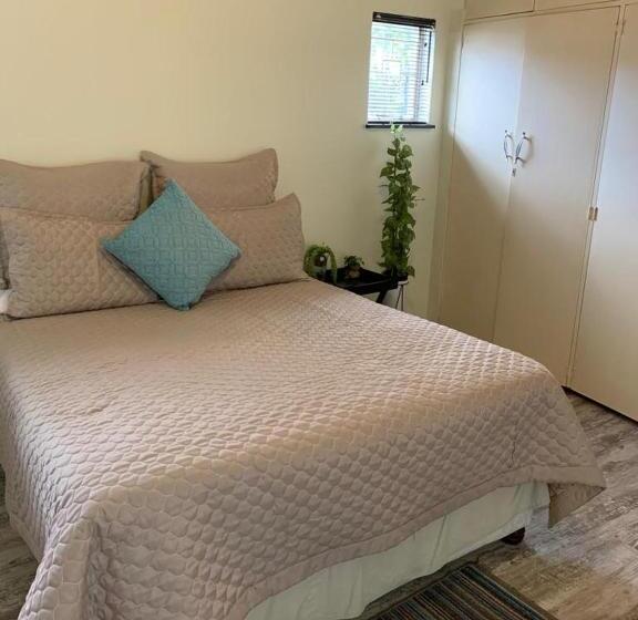 ペンション Instincts