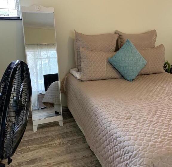 ペンション Instincts