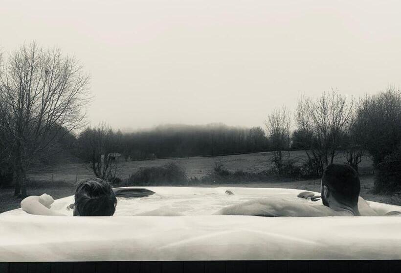 بنسيون La Loge