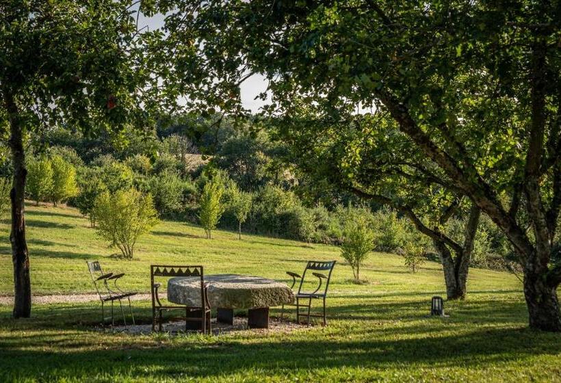 بنسيون Le Hameau De La Closerie