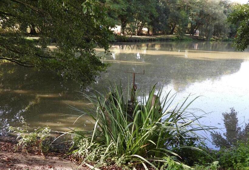 بنسيون Le Hameau De La Closerie