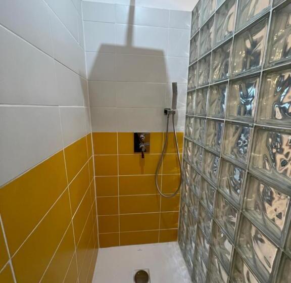 פנסיון Le Village D Ezra