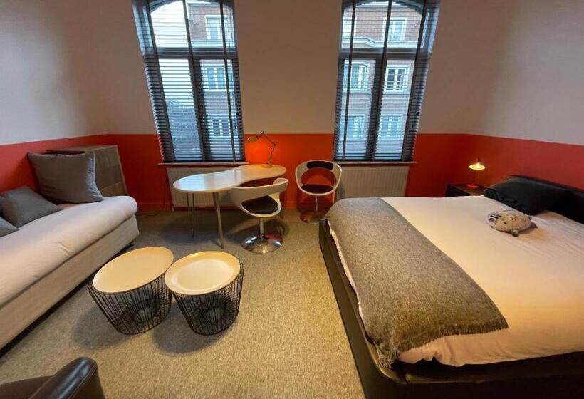 פנסיון Le Village D Ezra