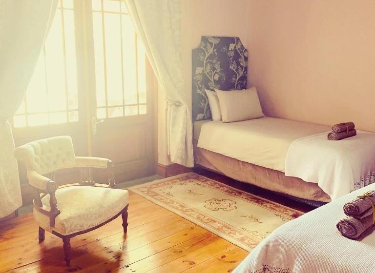 펜션 Lord Carnarvon Guesthouse