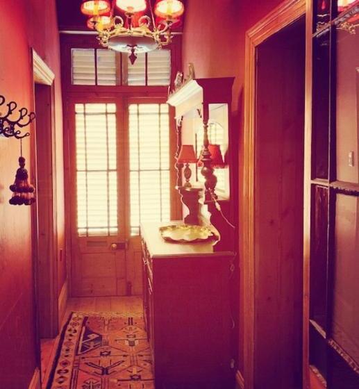 펜션 Lord Carnarvon Guesthouse