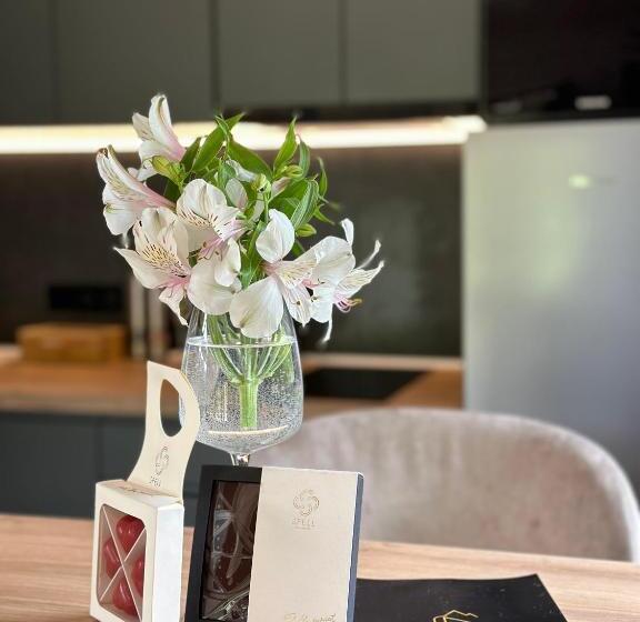 پانسیون Mirest   котеджі в горах із чаном джакузі