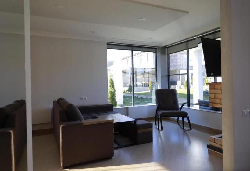 膳宿费 Modern House 2