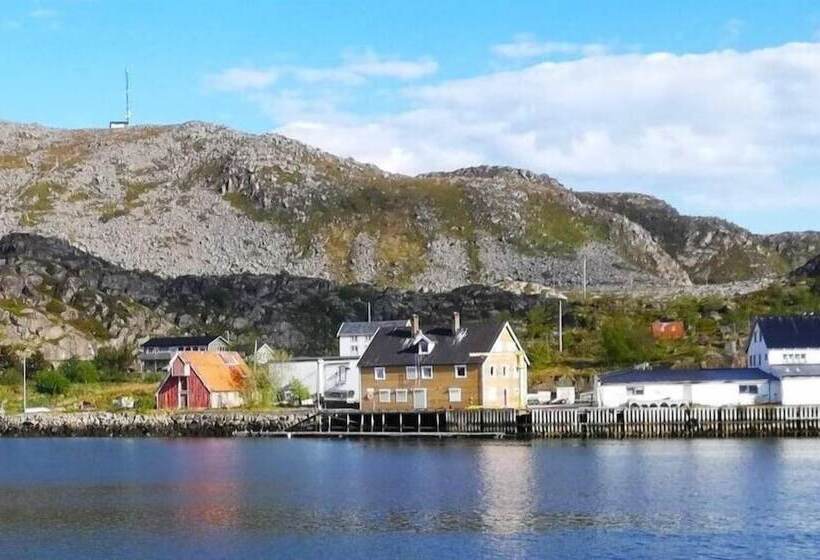 Пансион Nøtnes Midnattsol Guesthouse