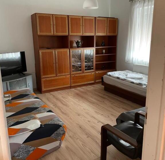 بنسيون Patak Pihenő