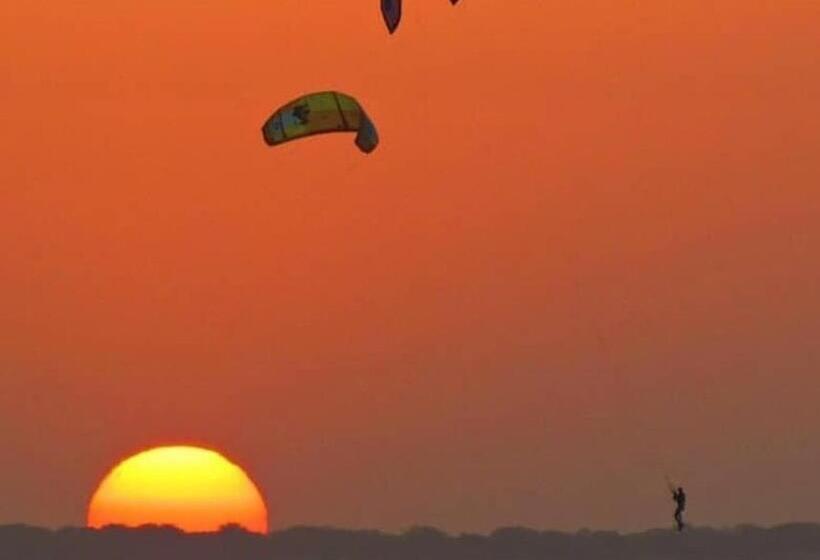 ペンション Pousada Farol