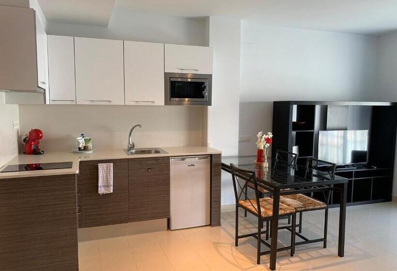 膳宿费 Room In Lodge   Beautiful And Cozy Loft In The Center, Maryha Loft