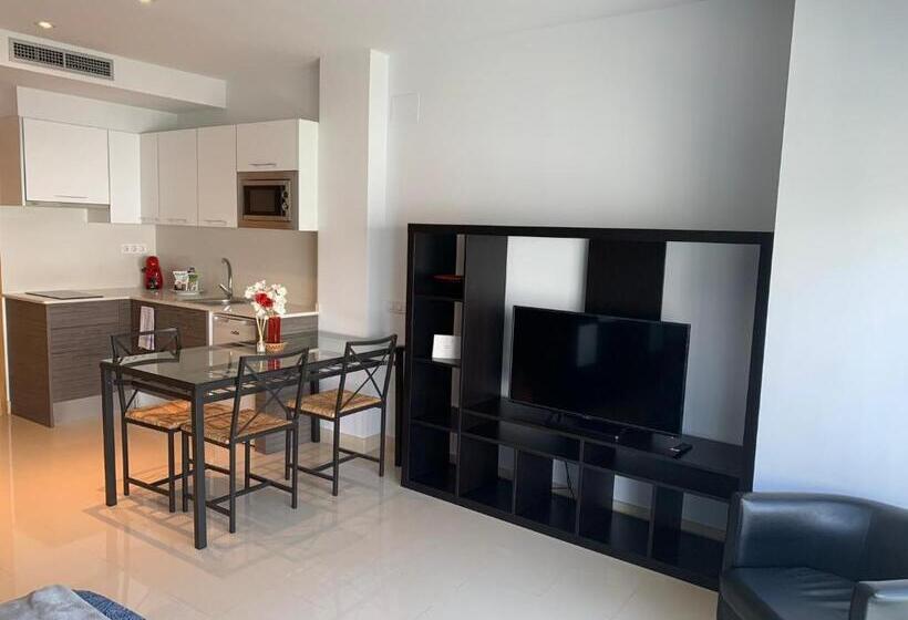 膳宿费 Room In Lodge   Beautiful And Cozy Loft In The Center, Maryha Loft