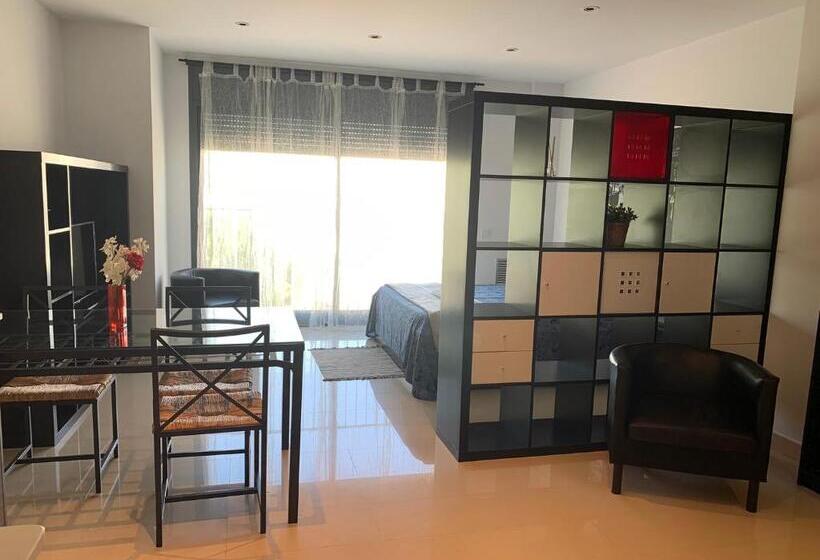 پانسیون Room In Lodge   Beautiful And Cozy Loft In The Center, Maryha Loft