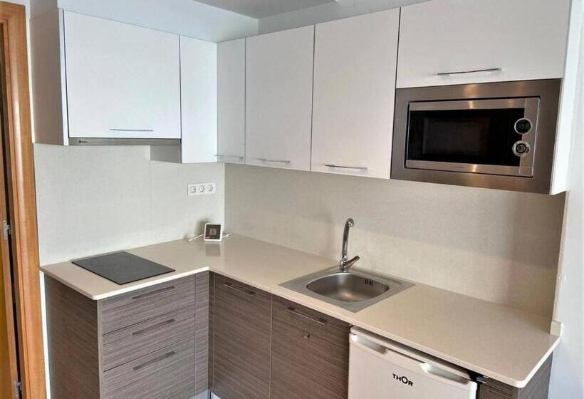 膳宿费 Room In Lodge   Beautiful And Cozy Loft In The Center, Maryha Loft