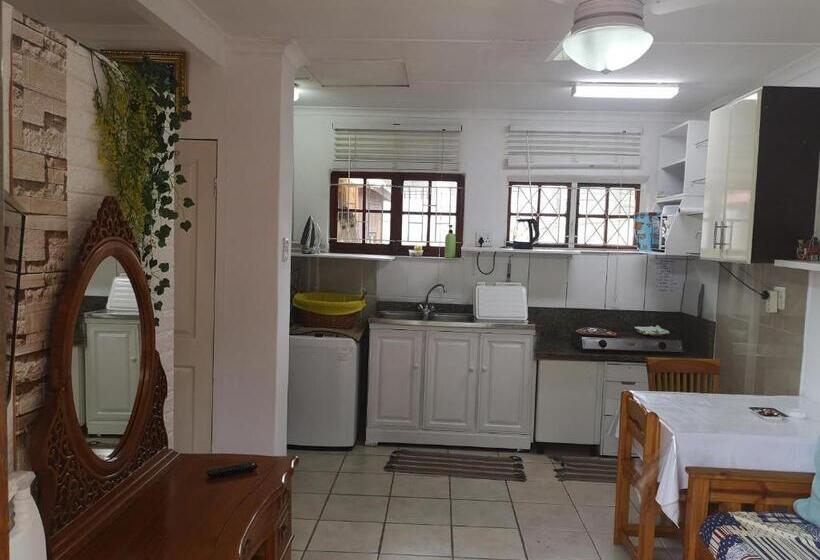 펜션 Seaside Sunny Stay