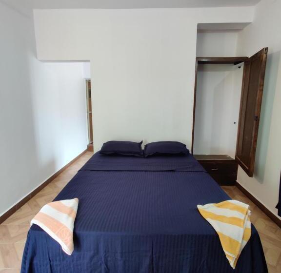 פנסיון Shalom Guests