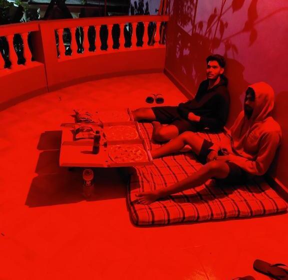 פנסיון Shalom Guests