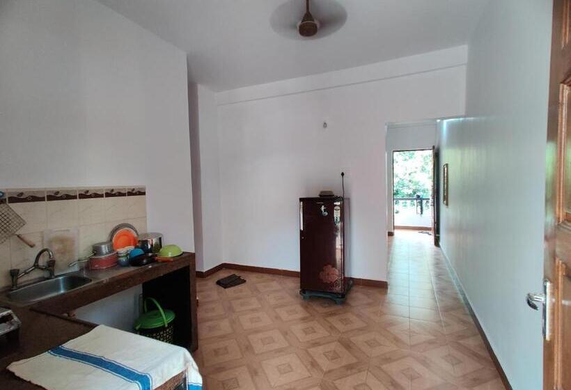 פנסיון Shalom Guests