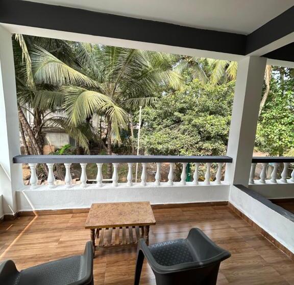 פנסיון Shalom Guests