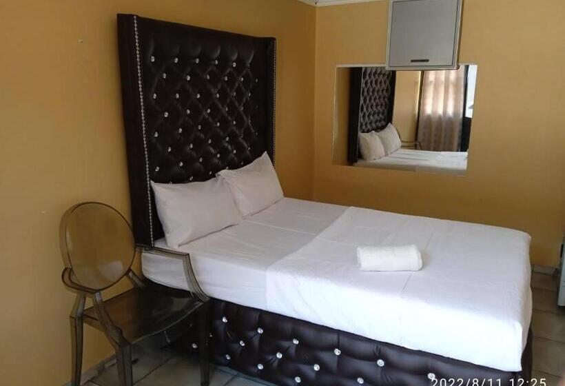 بنسيون Siba S Guesthouse