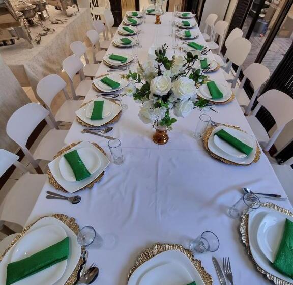 بنسيون Triunfo Guest House