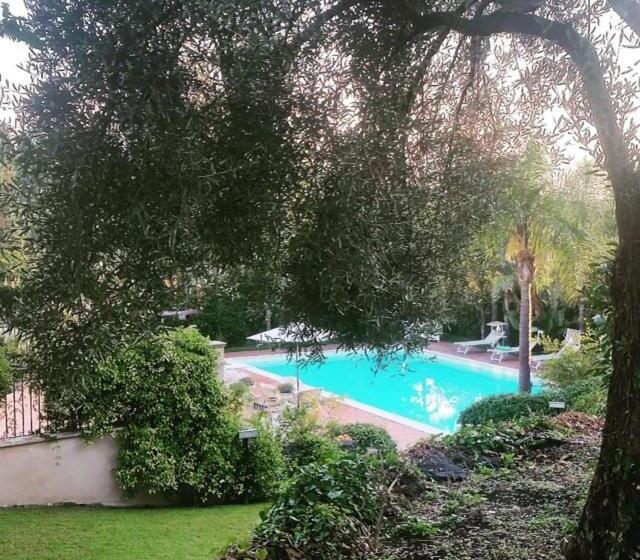 ペンション Villa San Redina B&b