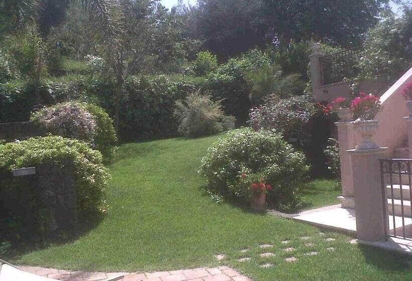 ペンション Villa San Redina B&b