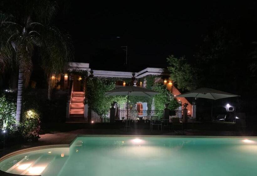 ペンション Villa San Redina B&b