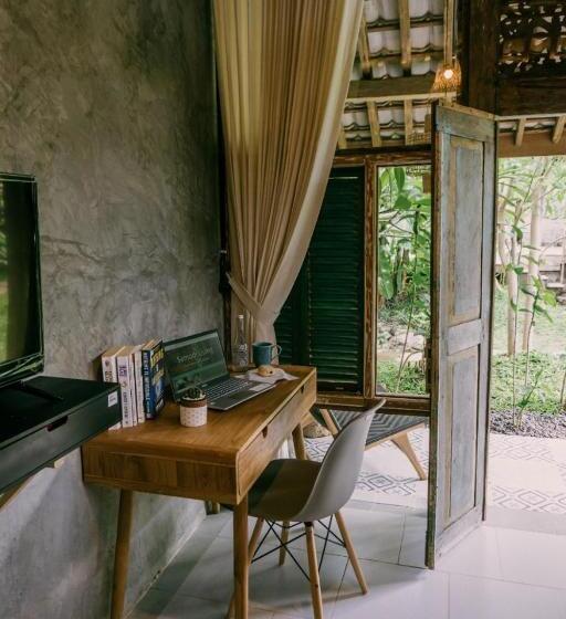펜션 West Room At Semadi Living