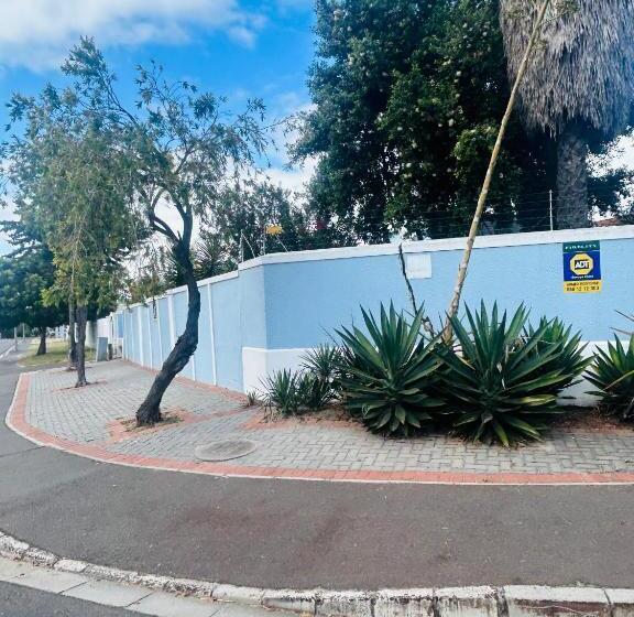 بنسيون Zithelo Guest House