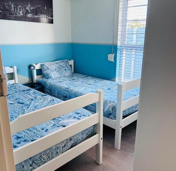 بنسيون Zithelo Guest House