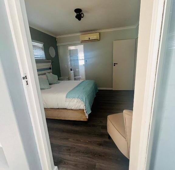 بنسيون Zithelo Guest House