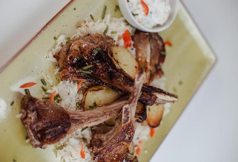 Курорт Complex Carol