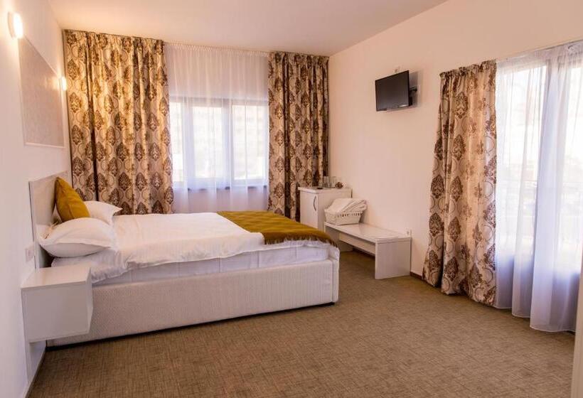 Курорт Complex Carol