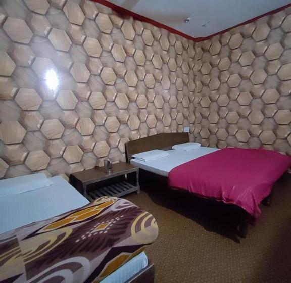 リゾートホテル Pahadibucks